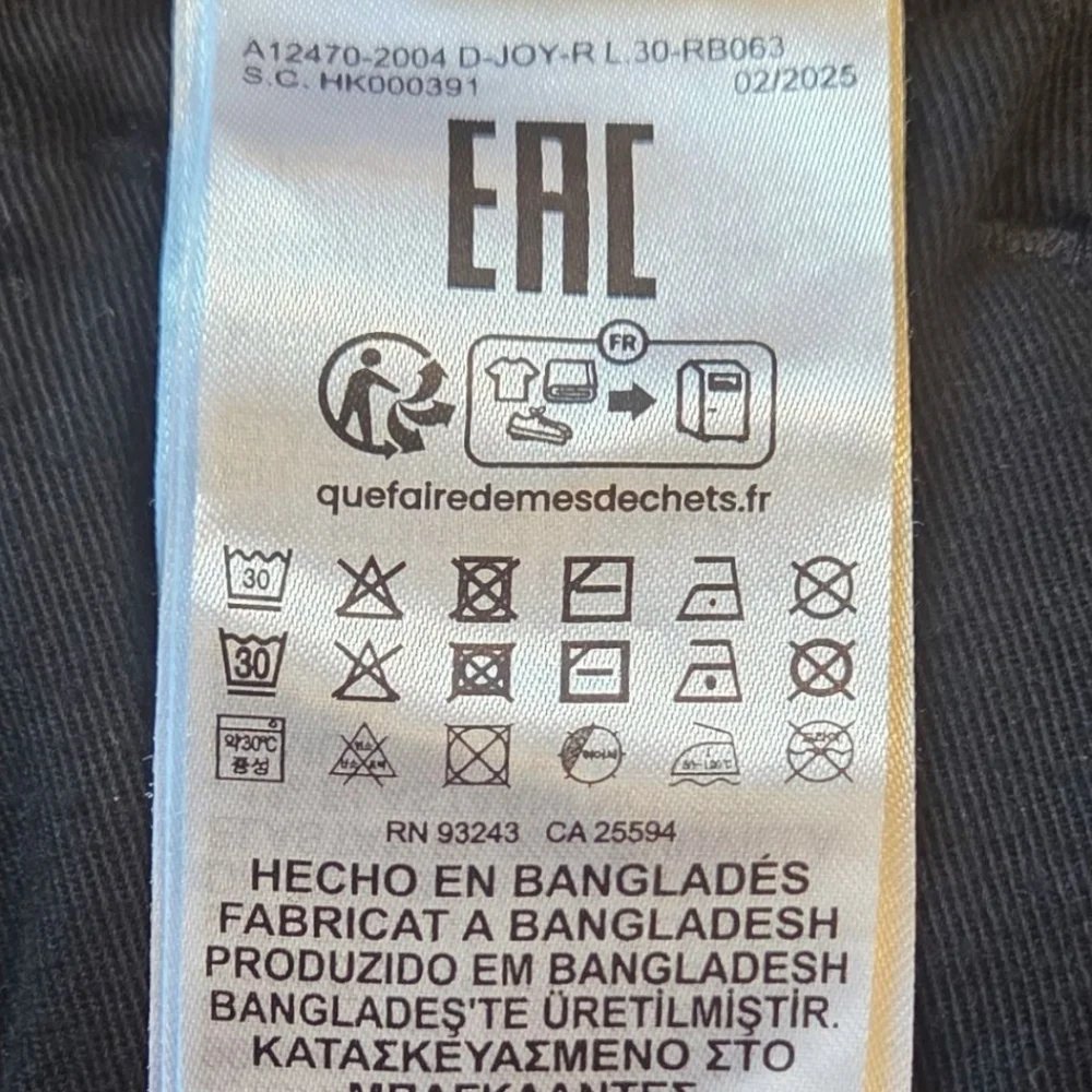 NWT Diesel D-Joy Slim Fit Black Jeans Size 27 - Picture 9 of 15